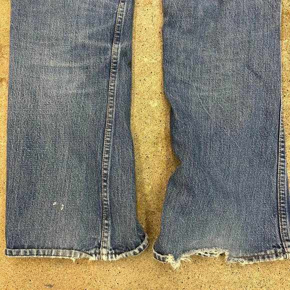 Vintage 1970s Blue Midwash Jeans Size 34 - Picture 6 of 7